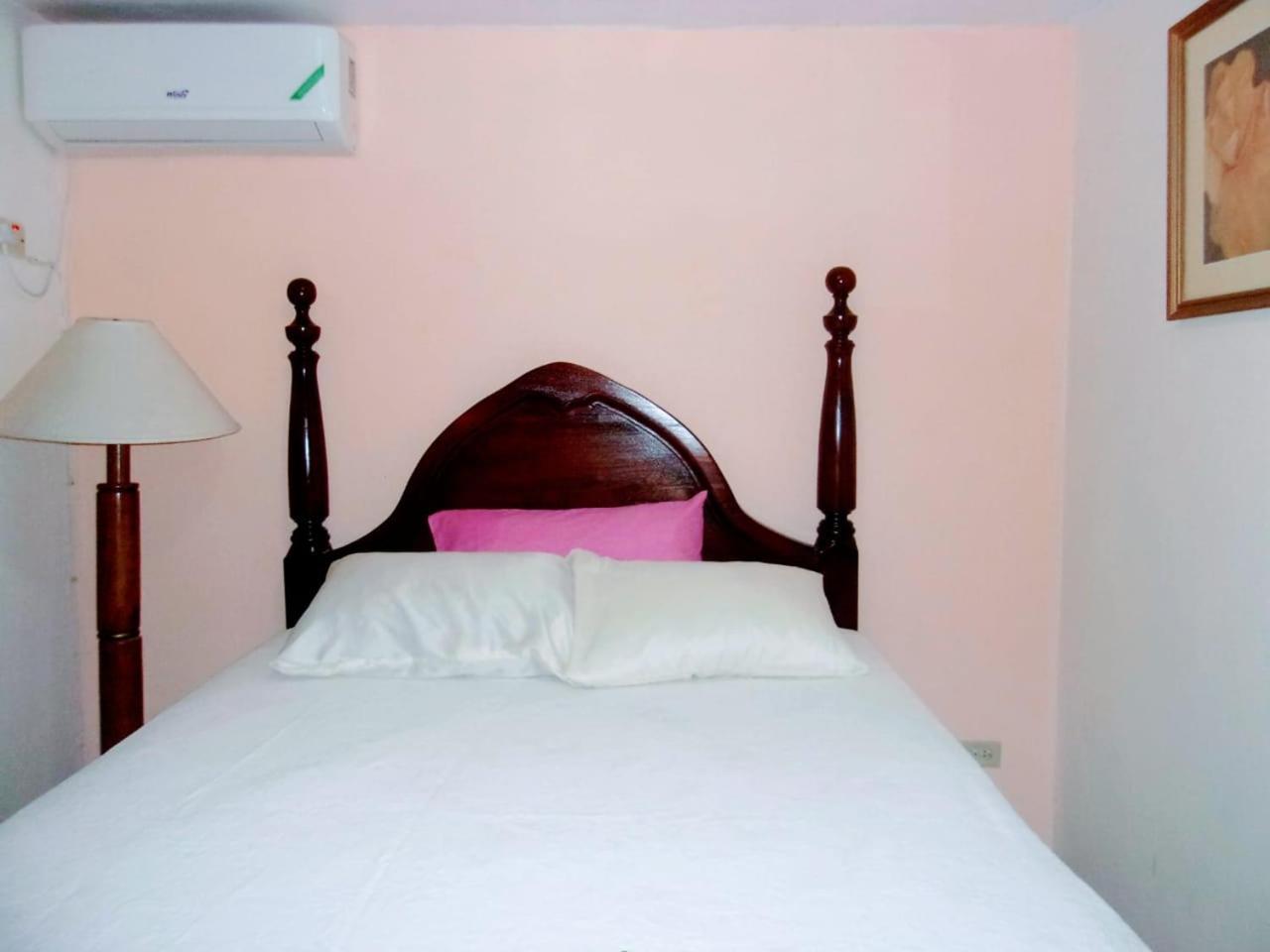 Central Oaklands Kingston Apt Eksteriør billede
